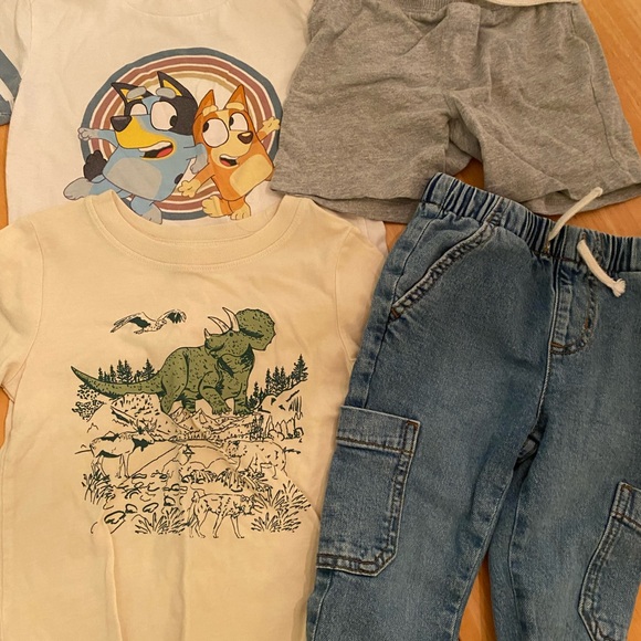 Cat & Jack Other - Cat & Jack Cream Graphic Tee